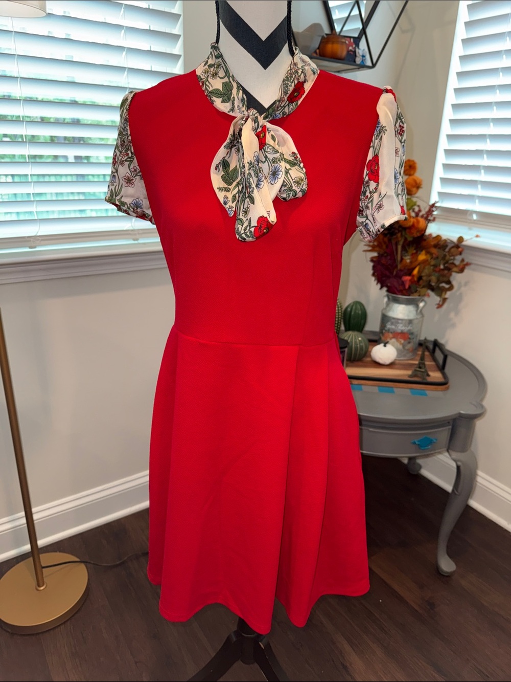 Unique Vintage Smak Parlour Floral Tie Neck Dress